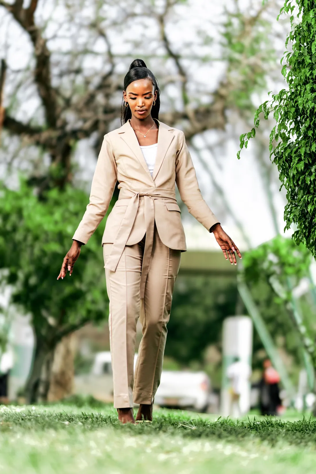 Conjunto de blazer y pantalón camel